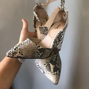 Snake skin pumps